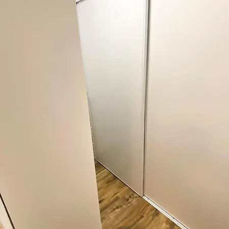 Appartement Rénové Aux Deux Alpes, Proche Des Pistes, Balcon Sud, Ascenseur, 4 Pers. - Fr-1-516-175 *