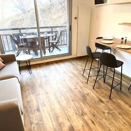 Appartement Rénové Aux Deux Alpes, Proche Des Pistes, Balcon Sud, Ascenseur, 4 Pers. - Fr-1-516-175